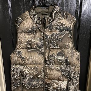 Midway USA Alverstone Down Camo Vest Realtree excape